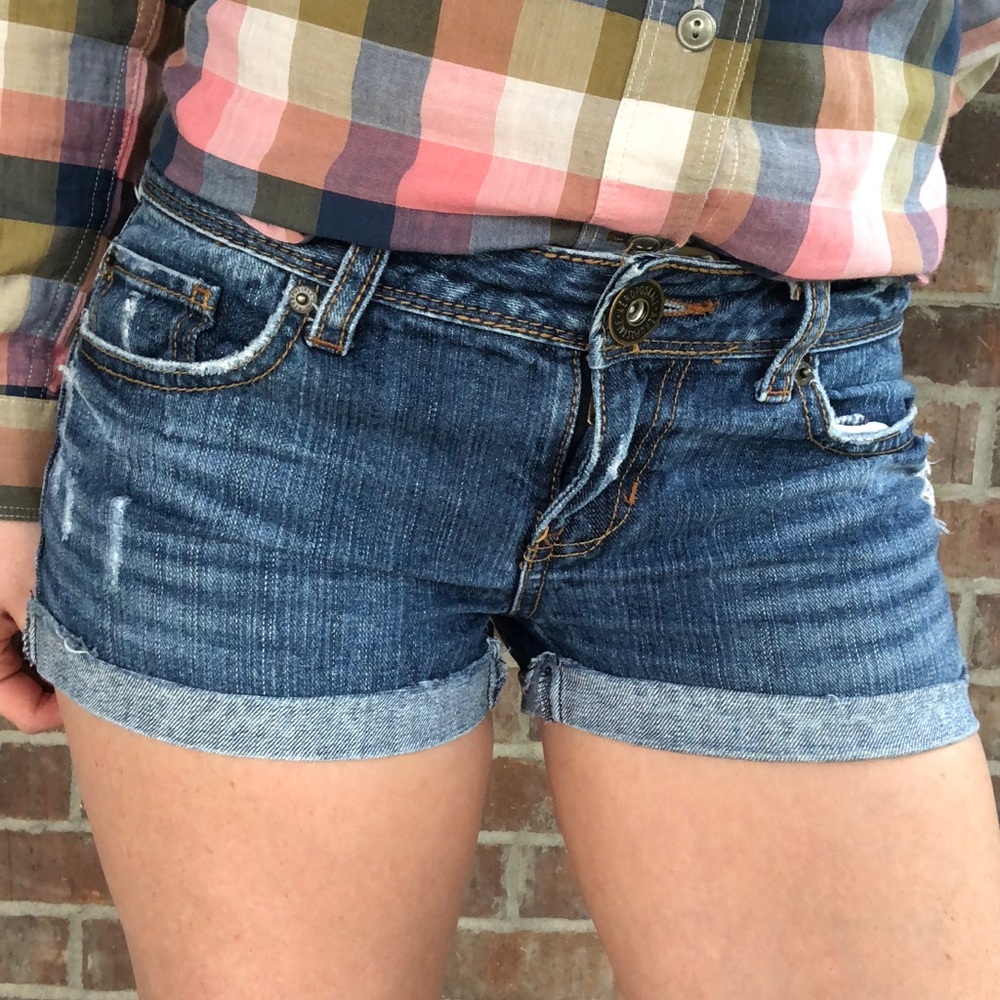 Aéropostale Low-Rise Denim Shorts